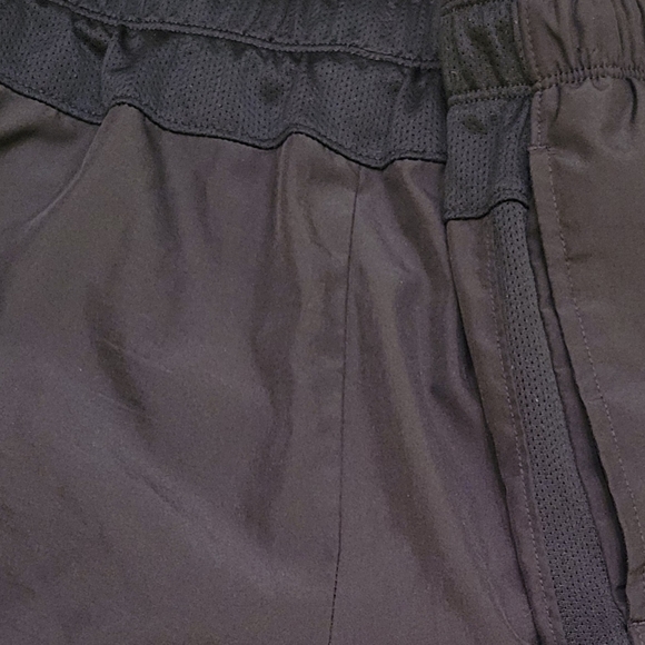 Men's Nike Dri Fit Shorts - Large - Picture 5 of 5